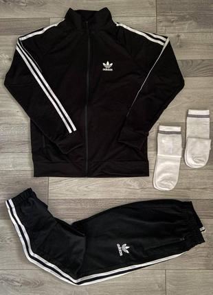 Спортивный костюм adidas черный