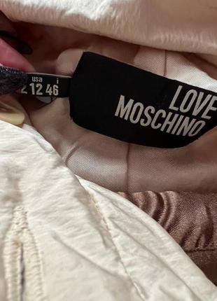 Love moschino італія демісезонна бежева куртка.3 фото