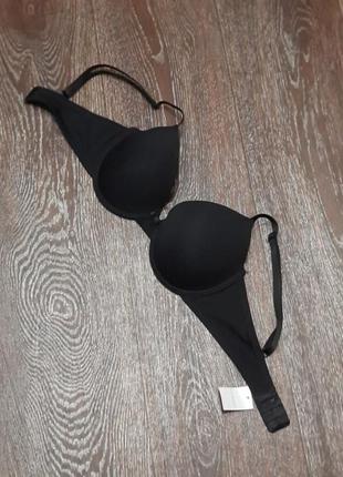 Новый базовый бюстгалтер р.34 d 75 d от primark,косточки, поролон