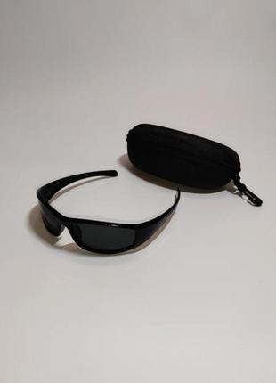 Спортивні сонцезахисні окуляри1 фото