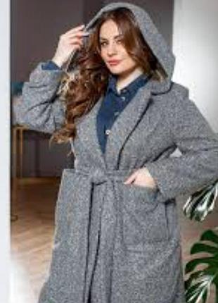 Пальто с эапюшоном грудь 120 см.