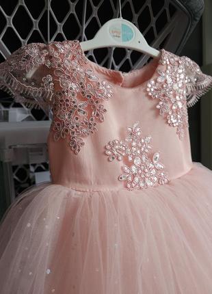 Детское пышное платье розовое вышитое праздничное красивое 80 86 92 на 9м 12м 1 год рочек 2 3 4 года 5 6 лет на день рождения нарядное4 фото