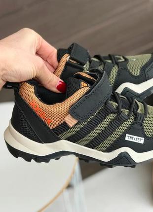 Кросівки на хлопчика