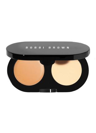 Консилер для обличчя bobbi brown creamy concealer kit.