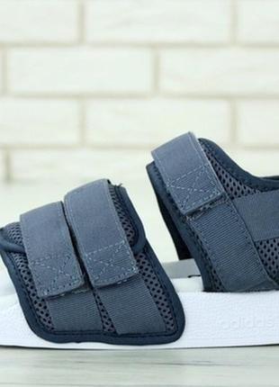 🔥зручні і стильні сандалі adidas adilette sandals grey сандалі босоніжки босоніжки3 фото