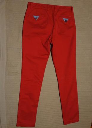 Эпатажные ярко-красные неформальные х/б брюки - чиносы maddison weekend англия 32/348 фото