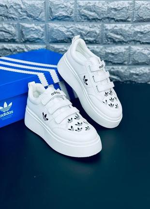Женские кроссовки adidas белые кожаные кроссовки адидас