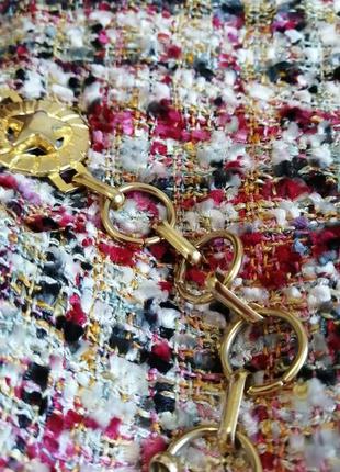 Роскошный золотистый ремень