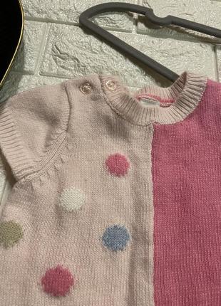 Тепленькое вязаное платье на малушку 3-6 месяцев4 фото