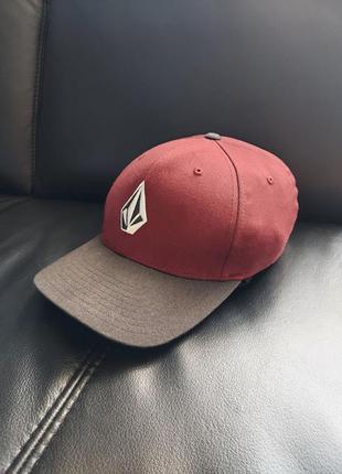 Кепка volcom