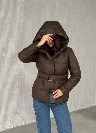 Куртка женская зимняя оверсайз теплая с капишоном с поясом качественная стильная трендовая коричневая