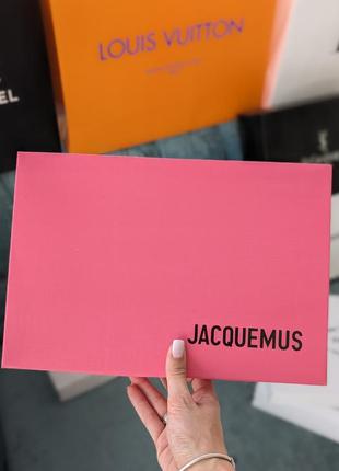 Фирменная упаковка коробка jacquemus, упаковка на подарок. подарочная брендовая упаковка жакмюс