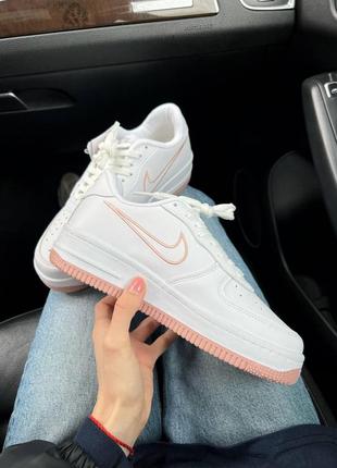 Жіночі кросівки nike air force