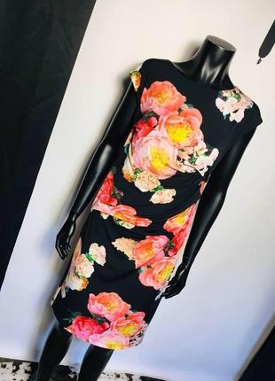 Нове плаття в кольорах debenhams