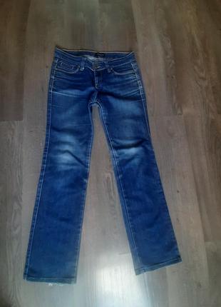 Джинси gucci 30р