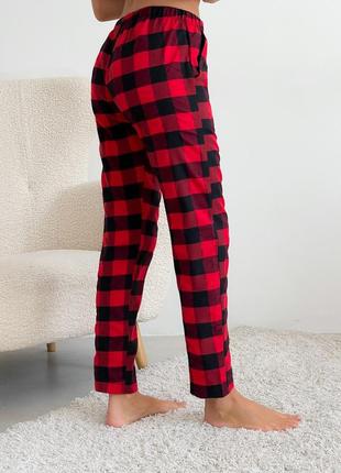 Жіночий піжамний комплект cosy у клітинку червоний/чорний(штани + чорна футболка)6 фото