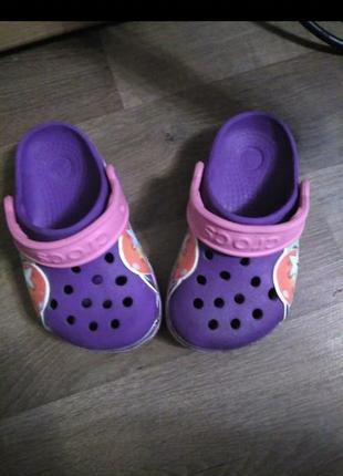 Crocs  с 8