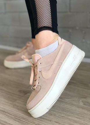 Кроссовки женские nike
