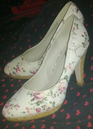 Туфлі bd німеччина, 37раз.