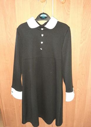 Школьное платье с отложным воротничком альберо