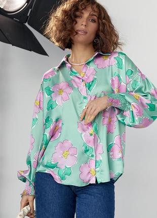 Шовкова блуза на ґудзиках із візерунком у квіти — салатовий колір, s (є розміри)1 фото