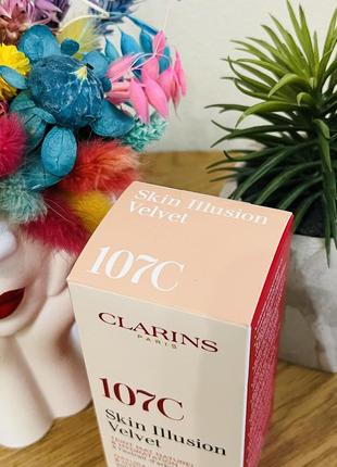 Оригинальный clarins skin illusion velvet тональная основа для лица 107с2 фото
