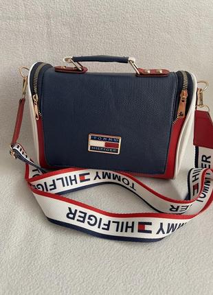 Осталась белая! сумка tommy hilfiger