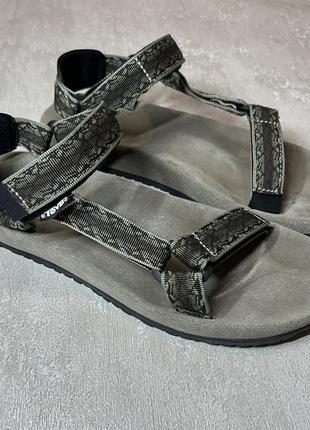 Сандалии teva 2