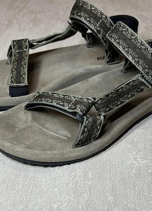 Сандалі teva 6