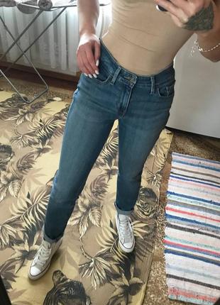 Актуальные, модные, стильные, прямые джинсы levis7 фото