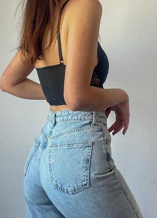 Кроп-топ на шнуровке с косточками на талии🤍