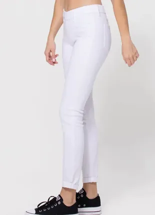 Білосніжні джинси джегінси love moschino white skinny jeans / jegging