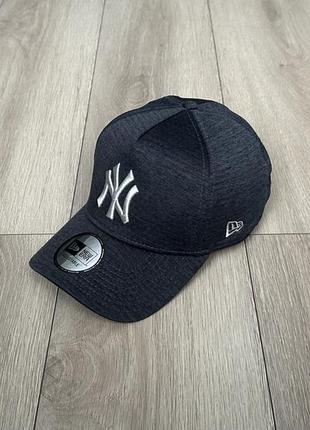 Кепка new era yankees