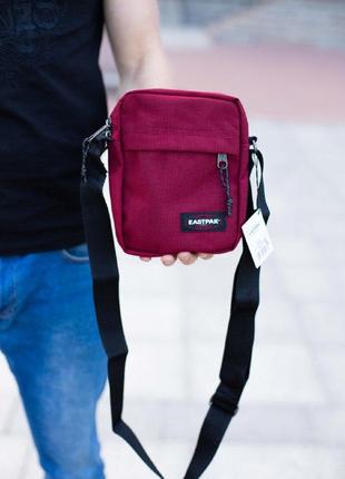 Сумка месенджер через плече eastpak the one messenger естпак истпак бордова червона