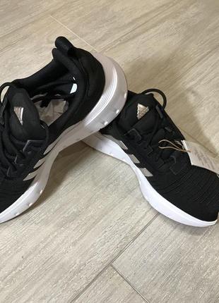 Чоловічі кросівки adidas swift run 23