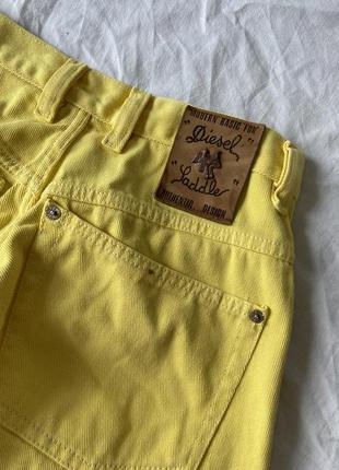 Желтые джинсы женские4 фото