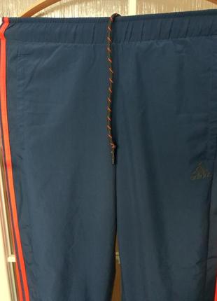 Оригінальні спортивні штани adidas.2 фото