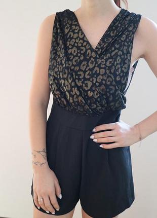 Комбинезон с шортами для праздника