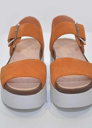 Р.36 clarks женские замшевые босоножки оригинал6 фото