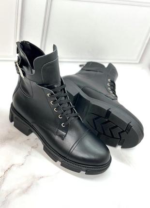 Женские ботинки черного цвета кожаные осенние зимние в наличии 42 43р2 фото