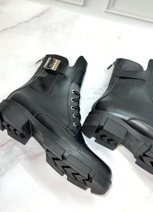 Женские ботинки черного цвета кожаные осенние зимние в наличии 42 43р7 фото