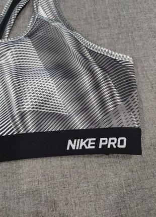 Спортивный топ nike3 фото