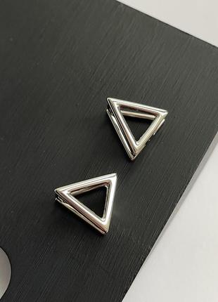 Сережки трикутники