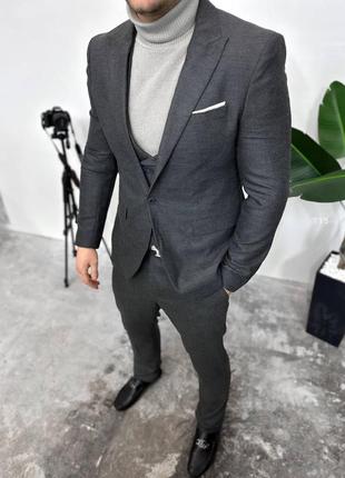 Костюм тройка бордовый