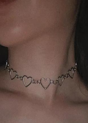 Чокер з сердечками