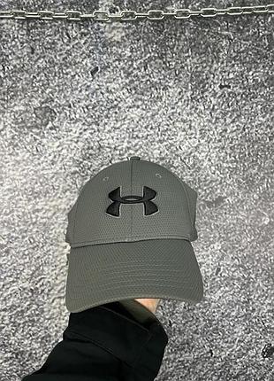 Чоловіча оригінальна кепка under armour розмір м