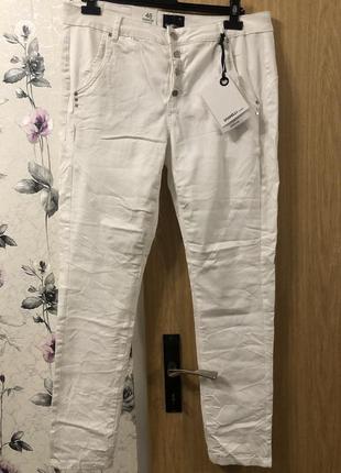 Стильные белые джинсы большого размера бренд dranella3 фото