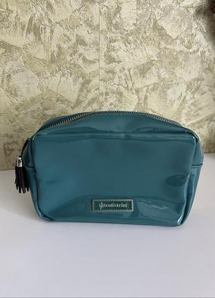 Косметичка stradivarius