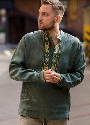 Стильна ексклюзивна вишиванка чоловіча сорочка з вишивкою тризуб2 фото