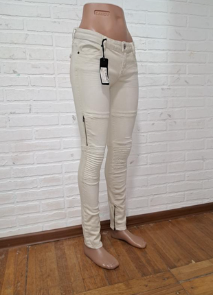 Нові круті незвичайні жіночі джинси стрейч